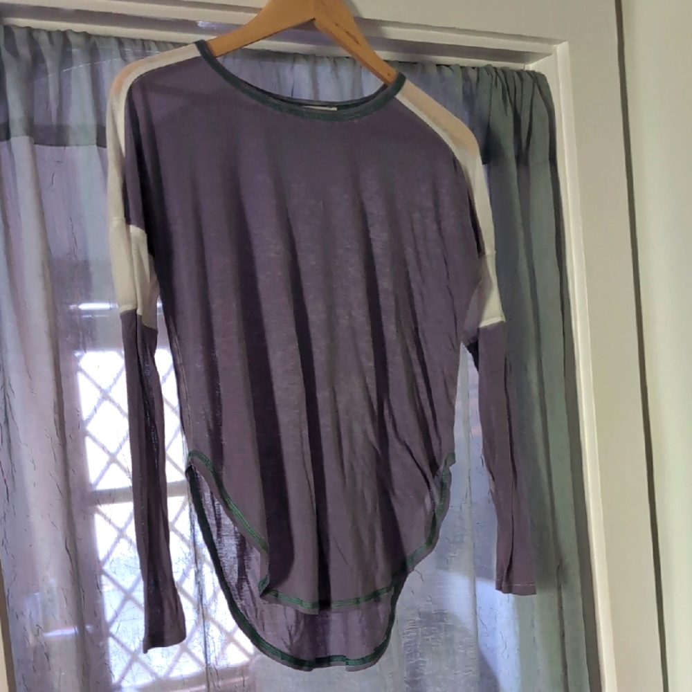 Socialite Gray Top with Green Trim
